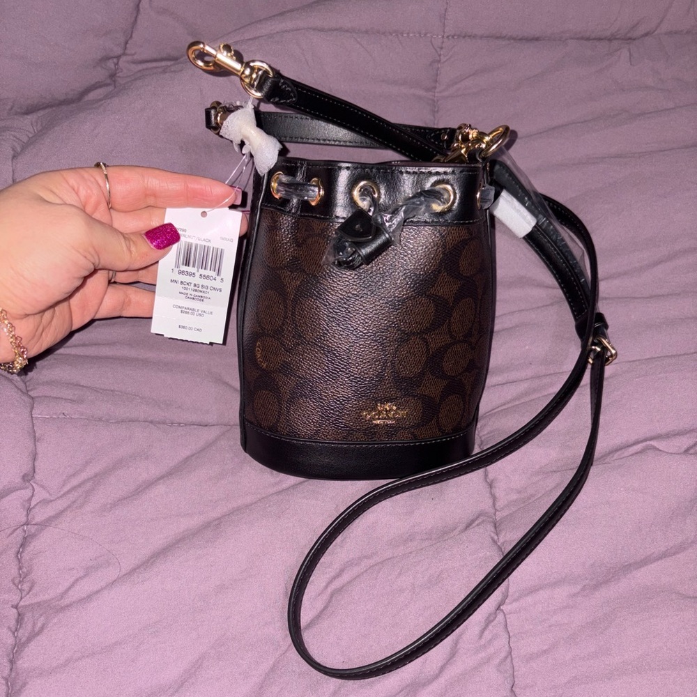 NWT Coach Mini Bucket Bag in signature canvas